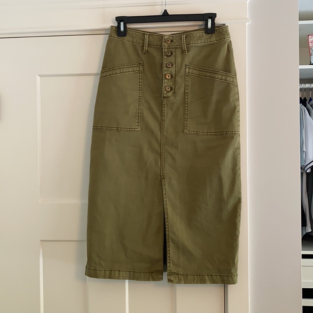 Anthropologie skirt, size 4.